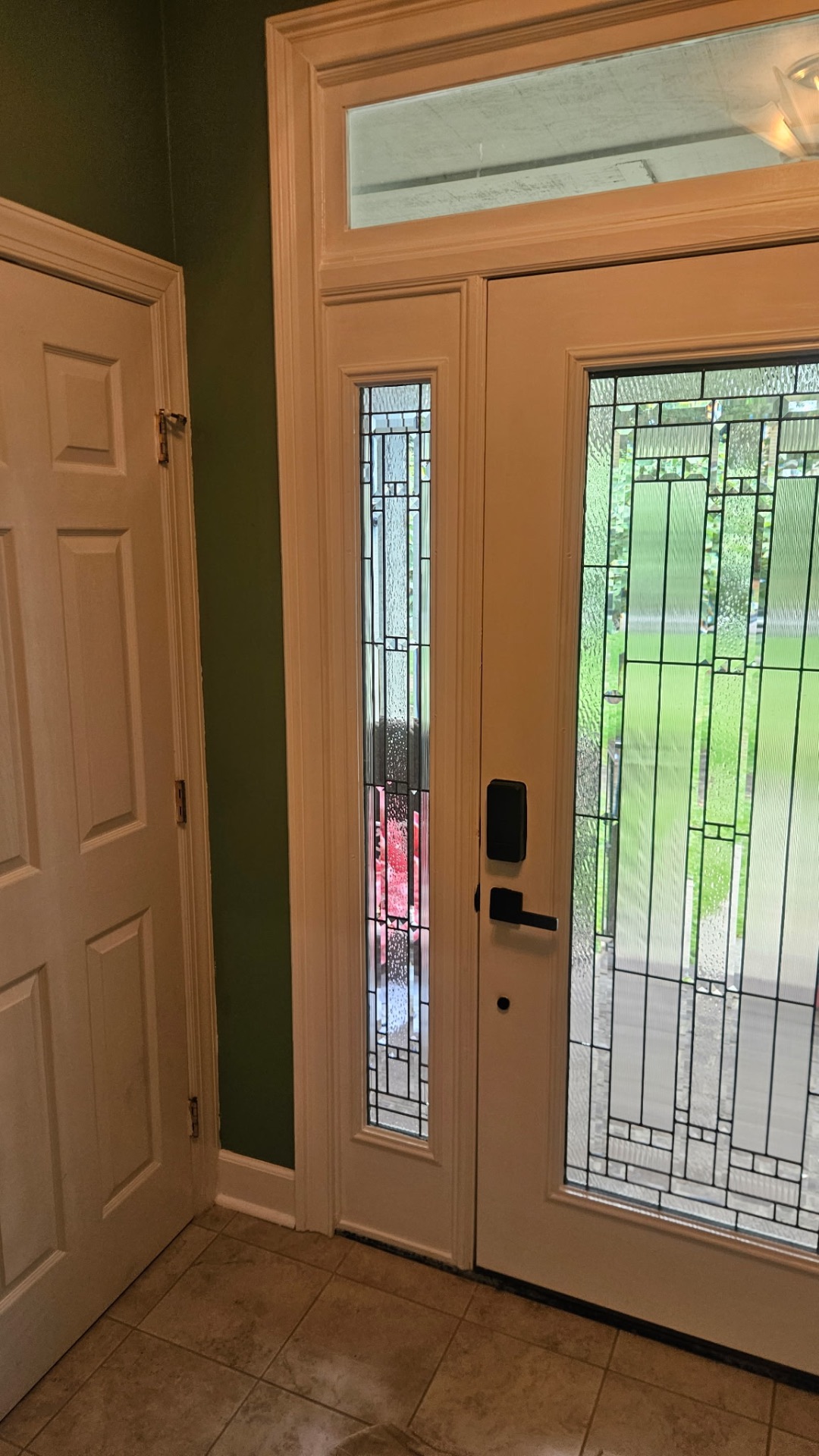 Detail of the door and black hardware